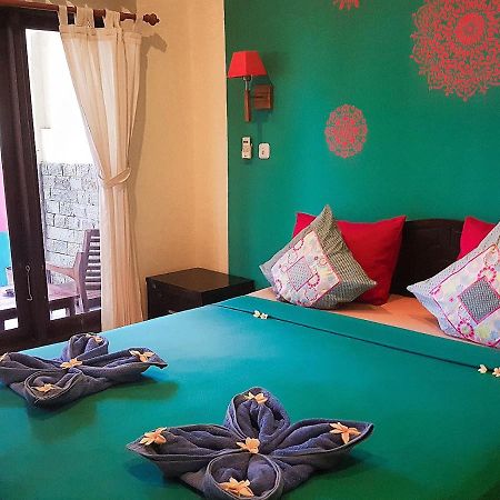 Gili Pelangi Hotel Джили Трауанган Екстериор снимка