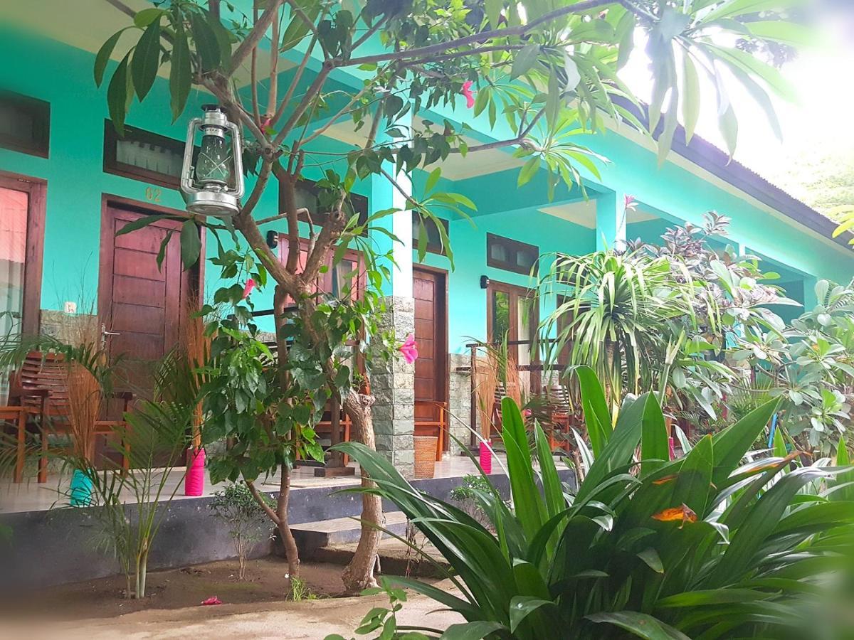 Gili Pelangi Hotel Джили Трауанган Екстериор снимка